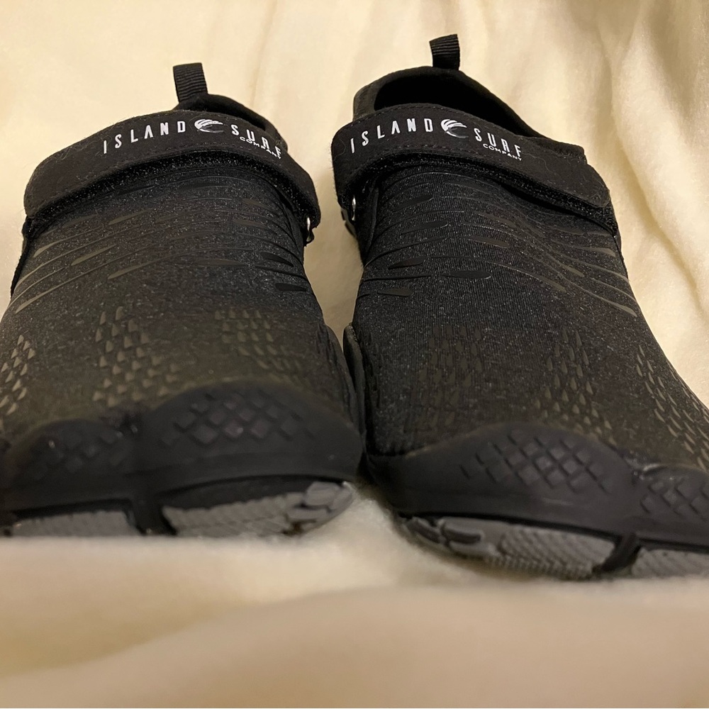 Unisex Water Shoes - Picture 5 of 12